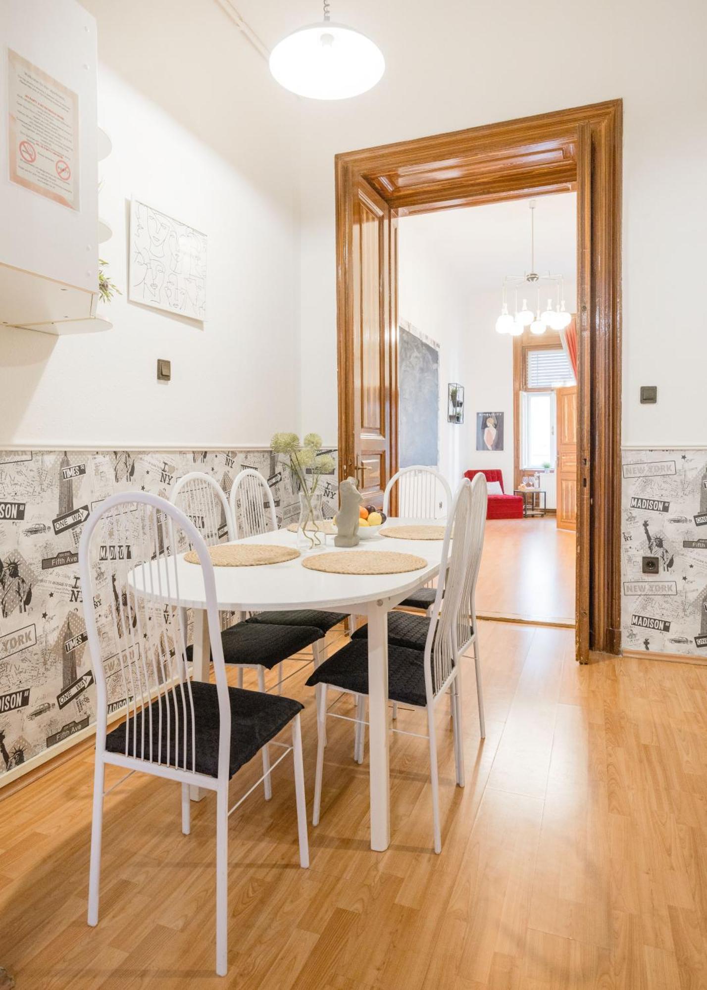 Just Chillin Apt-Budapest Most Historic Landmarks エクステリア 写真