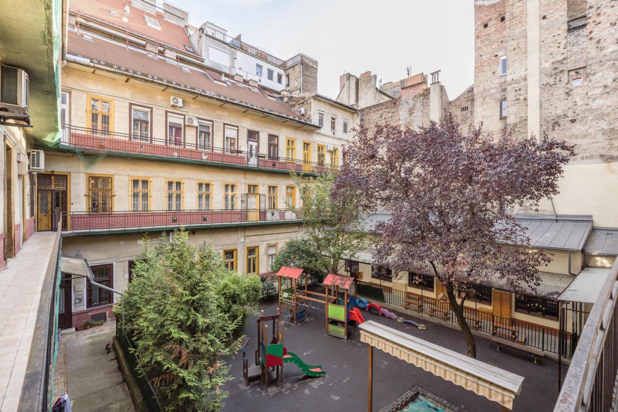 Just Chillin Apt-Budapest Most Historic Landmarks エクステリア 写真